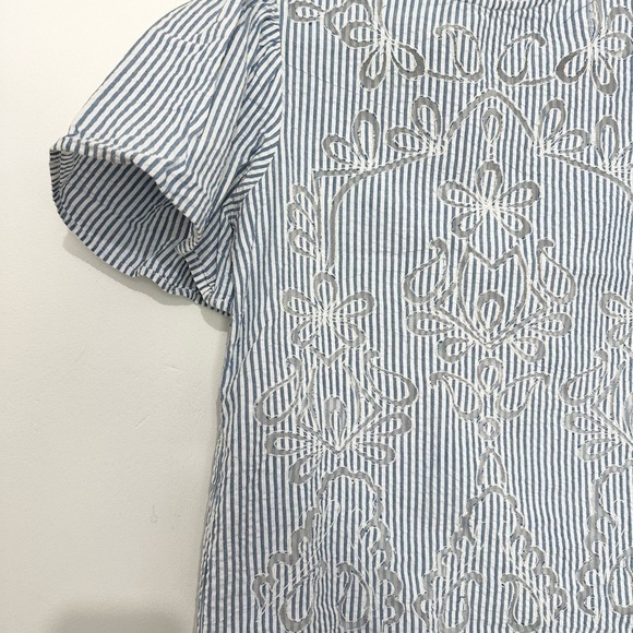 Zara striped blue blouse with lace floral cutout details mesh pin stripe size XS - Picture 2 of 5